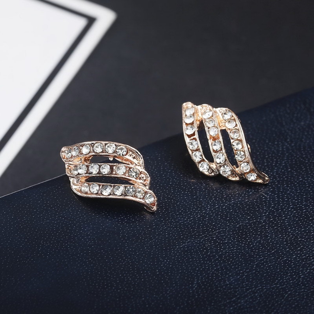 4/$20 Laura Rose Gold Earrings